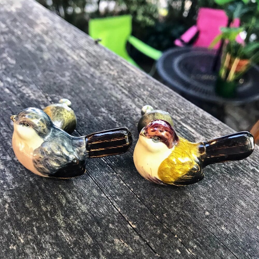 2 Brass Enamel Drawer Cabinet Knobs Pull BIRD Figurines Hardware Handle Vintage